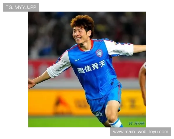 李哲旭精准传中助攻邵明震头球破门，中法青年军交流时刻