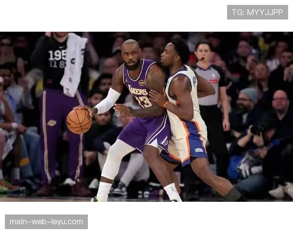 西部排名胶着雷霆领跑，马刺掘金紧追不舍